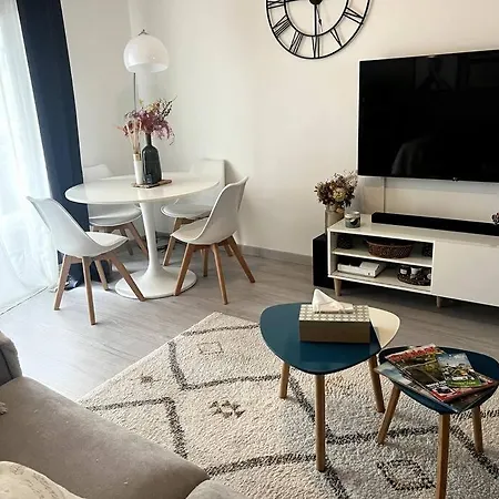 Joli A Apartment